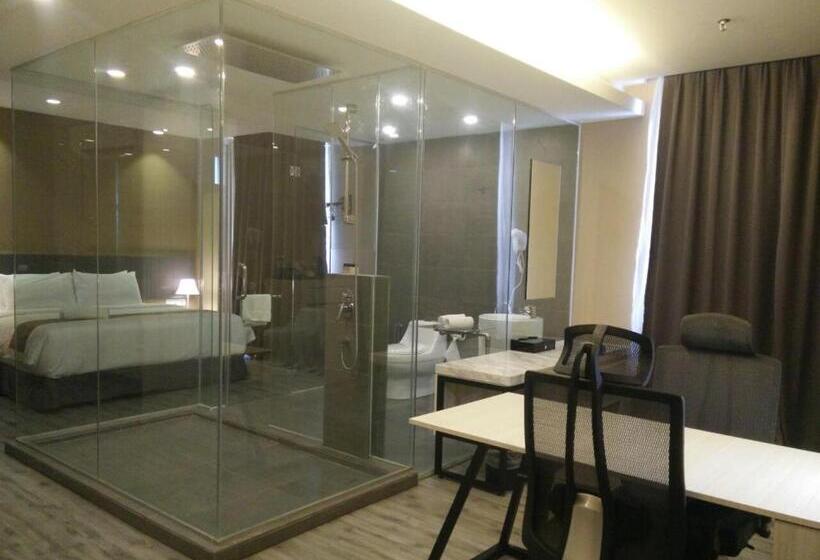 סוויטה אקזקיוטיב, The Leverage Business Hotel Skudai