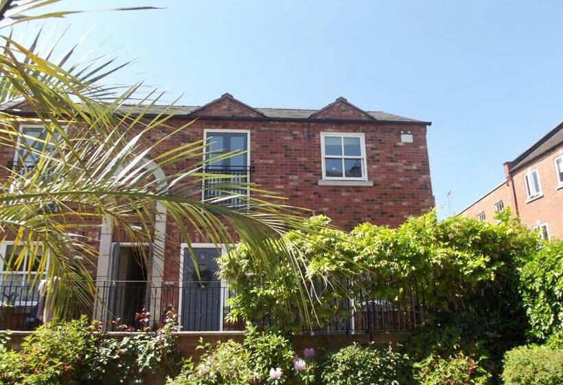 스탠다드 룸 가든 전망, Darwins Townhouse