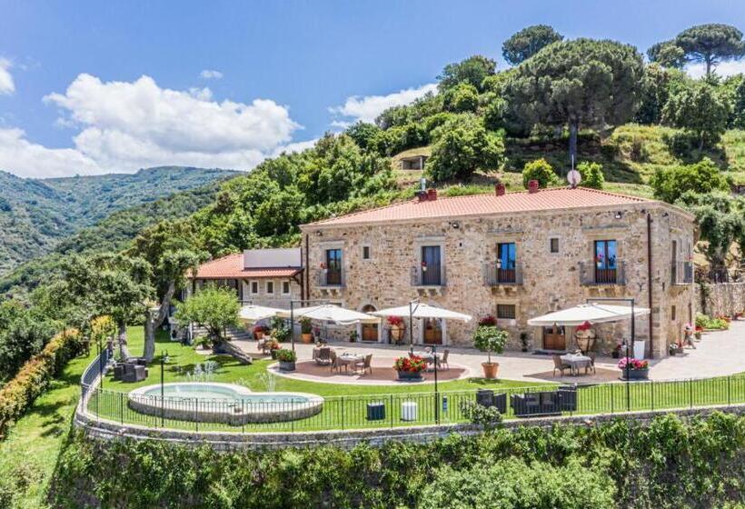اتاق استاندارد سه نفره, Villa Ginevra Resort Agrituristico