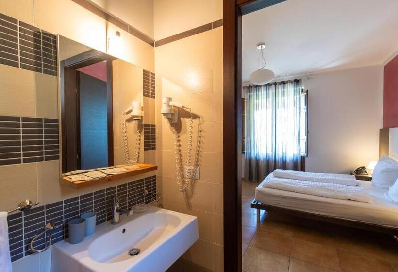 اتاق خانوادگی, Villa Ginevra Resort Agrituristico