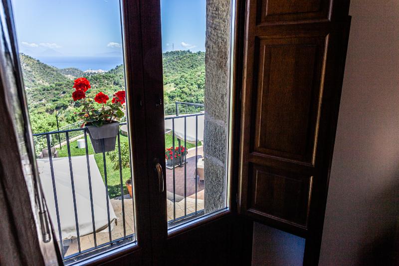 اتاق استاندارد با چشم‌انداز دریا, Villa Ginevra Resort Agrituristico