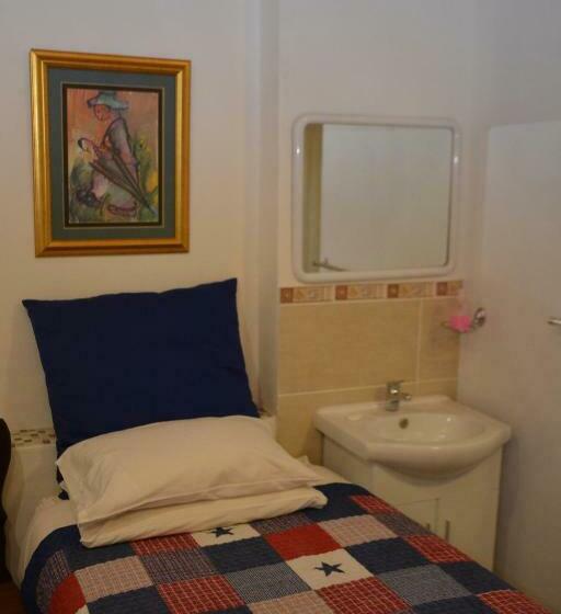 Семейный Номер, Blue Crane Guest House Bloemfontein