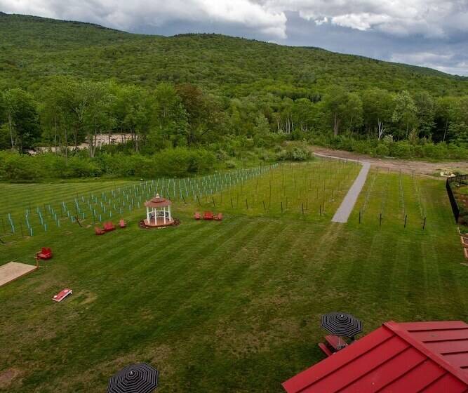 标准工作室, Riverwalk Resort At Loon Mountain