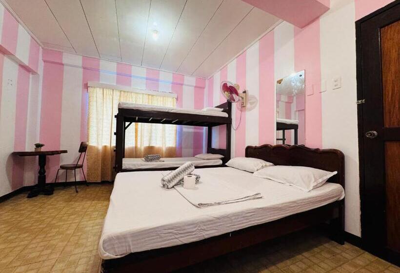 4인용 스탠다드 룸, Duchess Sophia S Pension