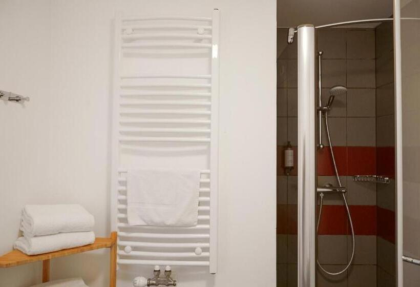 إستوديو سوبيريور, Tulip Inn Massy Palaiseau  Residence