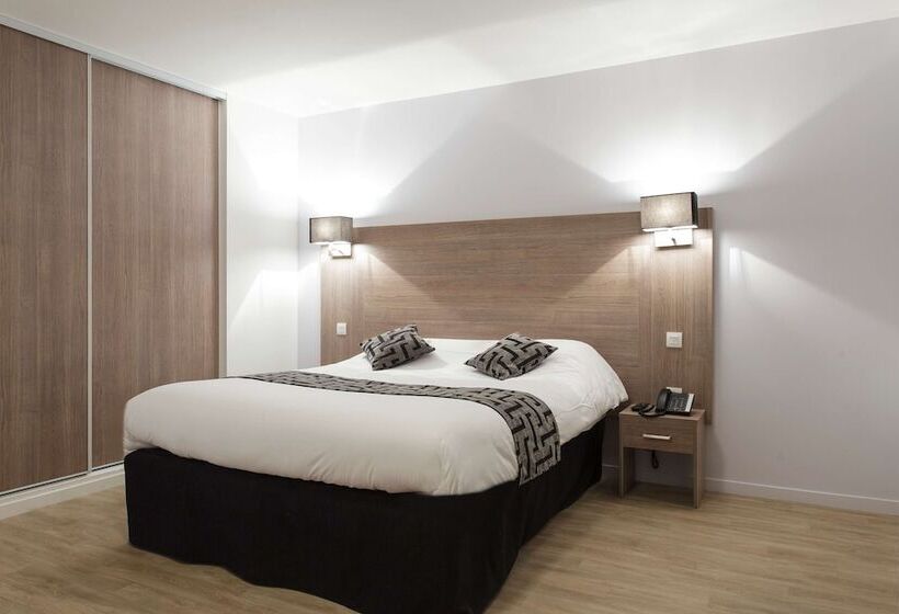 Студия Superior, Tulip Inn Massy Palaiseau  Residence