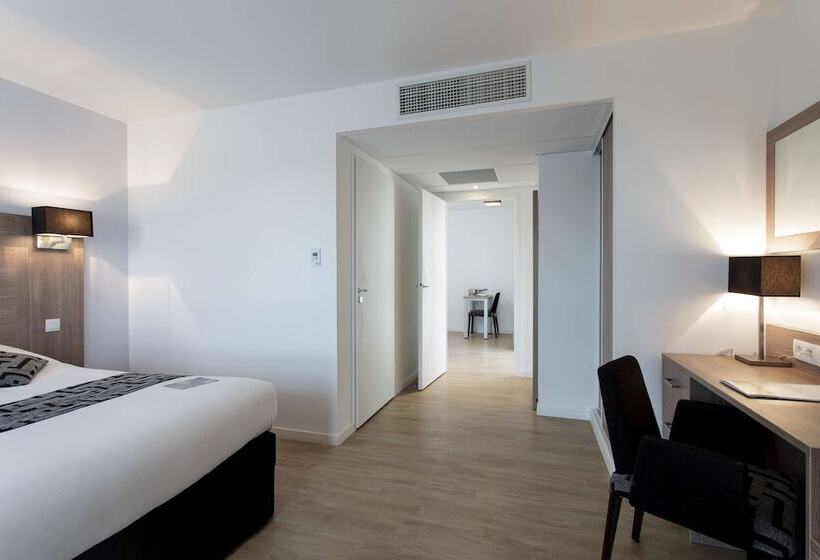 إستوديو سوبيريور, Tulip Inn Massy Palaiseau  Residence