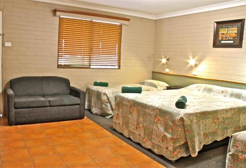 패밀리 룸, Barcaldine Country Motor Inn