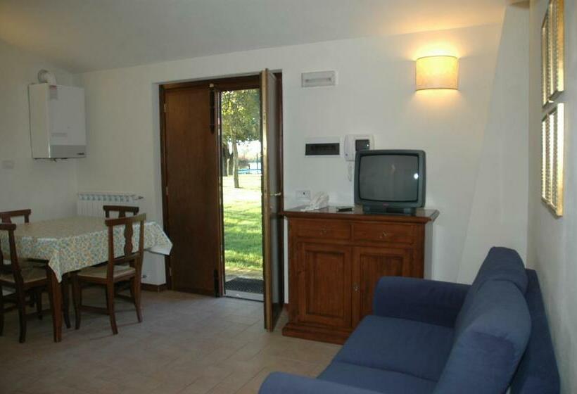 آپارتمان 1 خوابه, Residenza Torre Acquatino