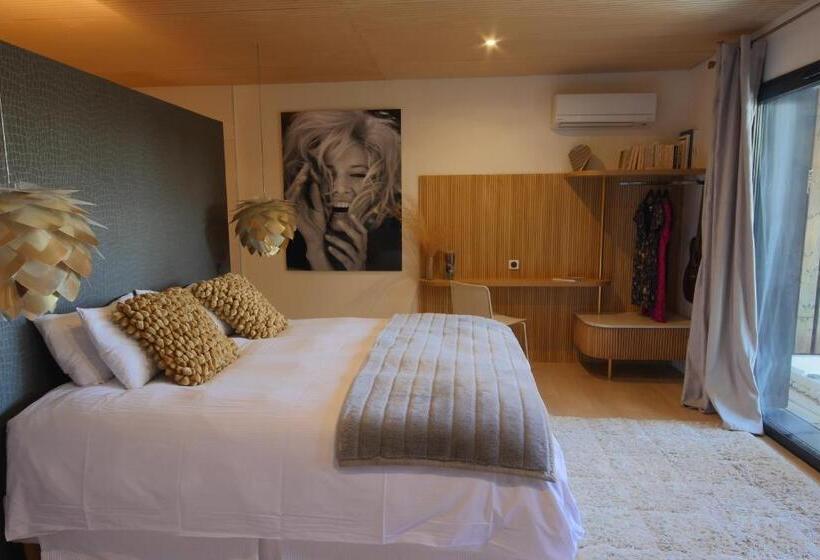 Стандартный Номер Кровать Кинг, Bien Loin D Ici Spa B&b