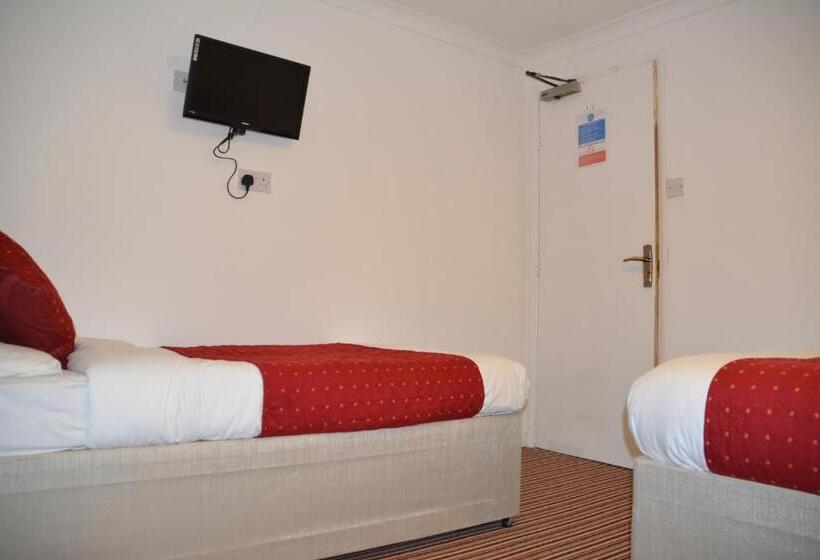 Семейный Номер, Bow Guest House