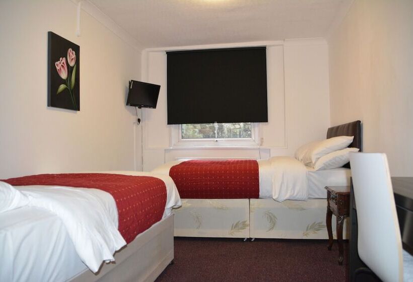 Номер Стандарт, Bow Guest House