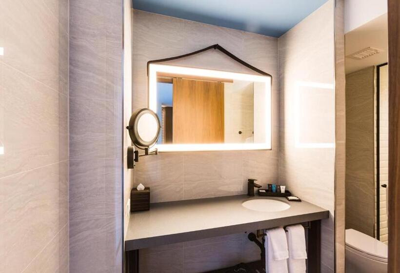 带大床的标准间, Crowne Plaza Hy36 Midtown Manhattan, An Ihg