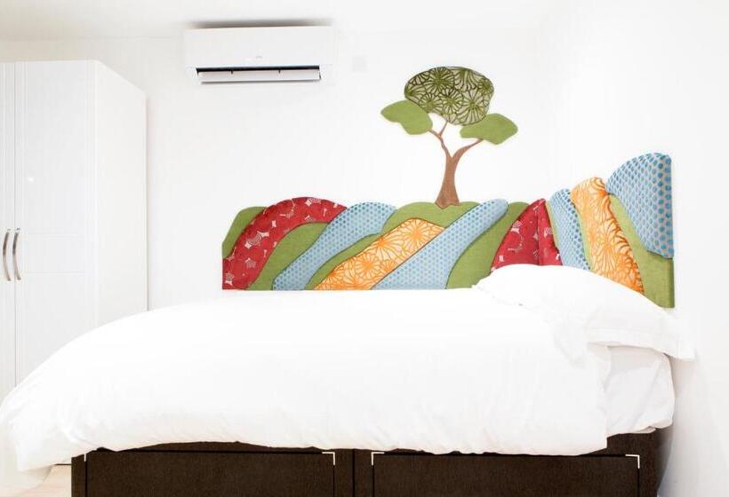 스탠다드 스튜디오, Cambridge City Rooms By Paymán Club