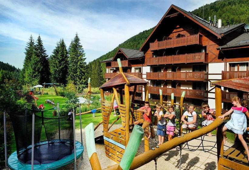 Трехместный Номер Классика, Wellness Hotel Chopok