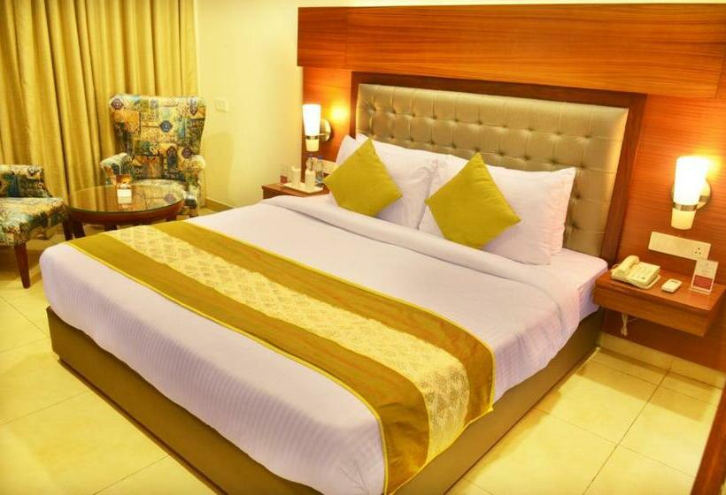 اتاق لوکس با تخت بزرگ, Mint Hotel Premia Chandigarh, Zirakpur