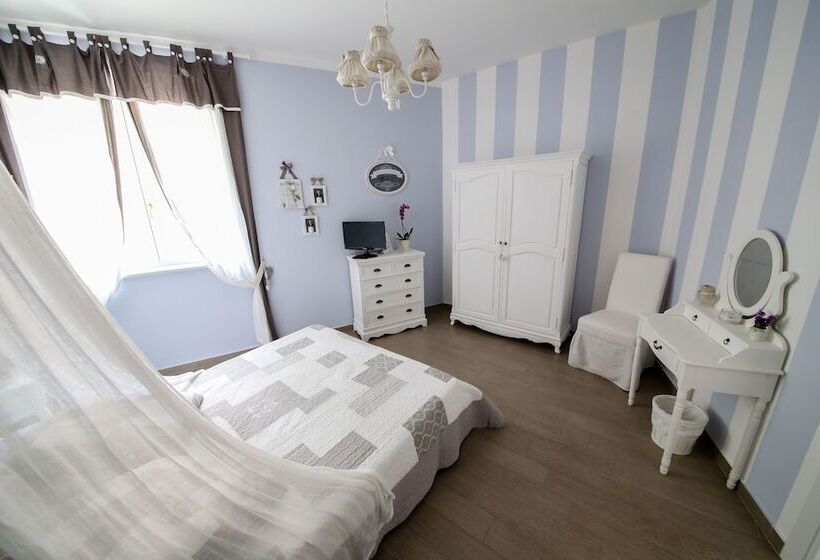 اتاق استاندارد, La Vecchia Tenenza B&b