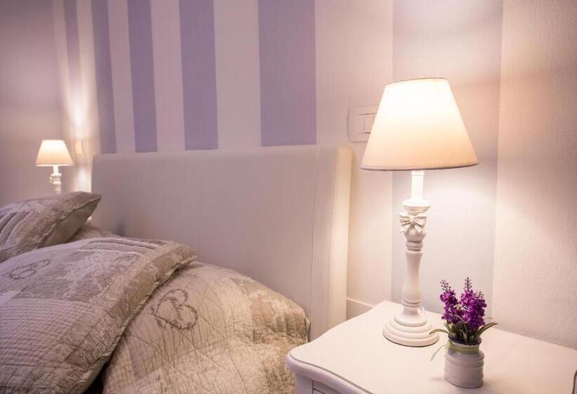 اتاق استاندارد, La Vecchia Tenenza B&b
