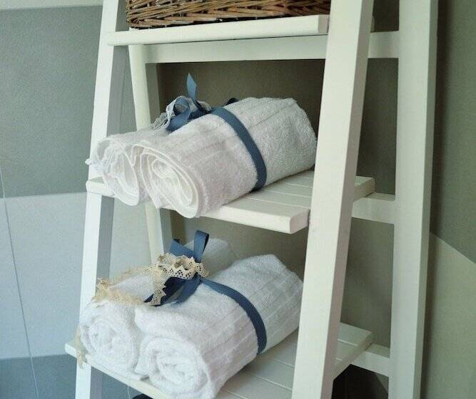 اتاق استاندارد, La Vecchia Tenenza B&b