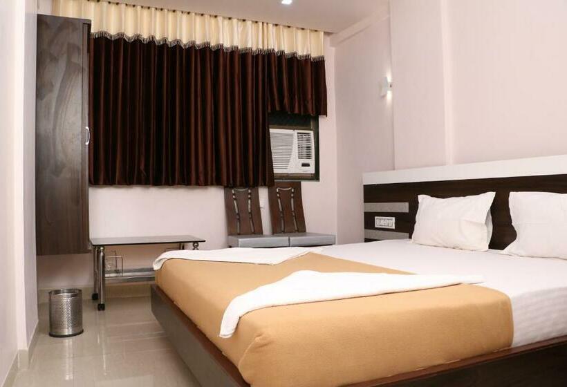 デラックスルーム, Regency Vasai