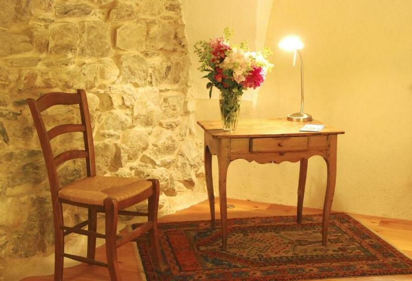 غرفة كومفورت, La Ferme De Beauté