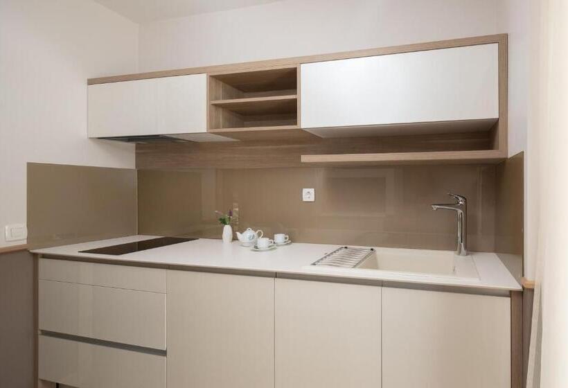 شقة دور أخير غرفة نوم واحدة, Tamaris