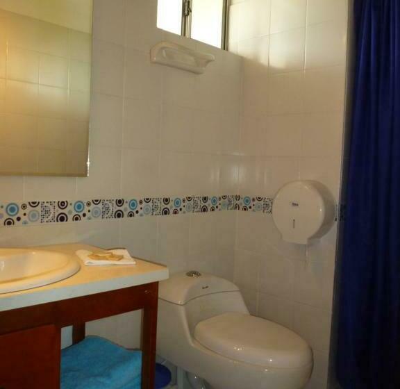 Habitación Cuádruple Estándar, Costa Linda