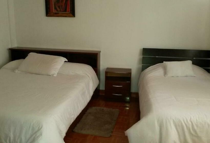 Номер Стандарт, Hostal El Parque Tababela