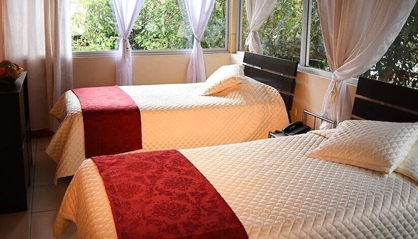 Номер Стандарт, Hostal El Parque Tababela