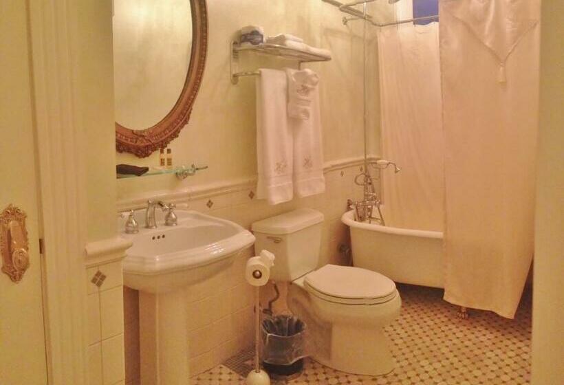 חדר סטנדרט, The Hotel Magnolia