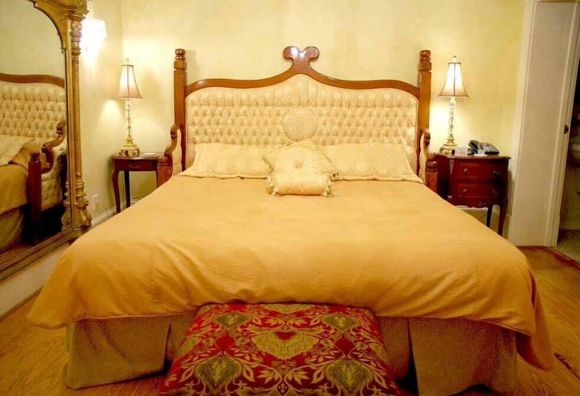 Номер Стандарт, The Hotel Magnolia