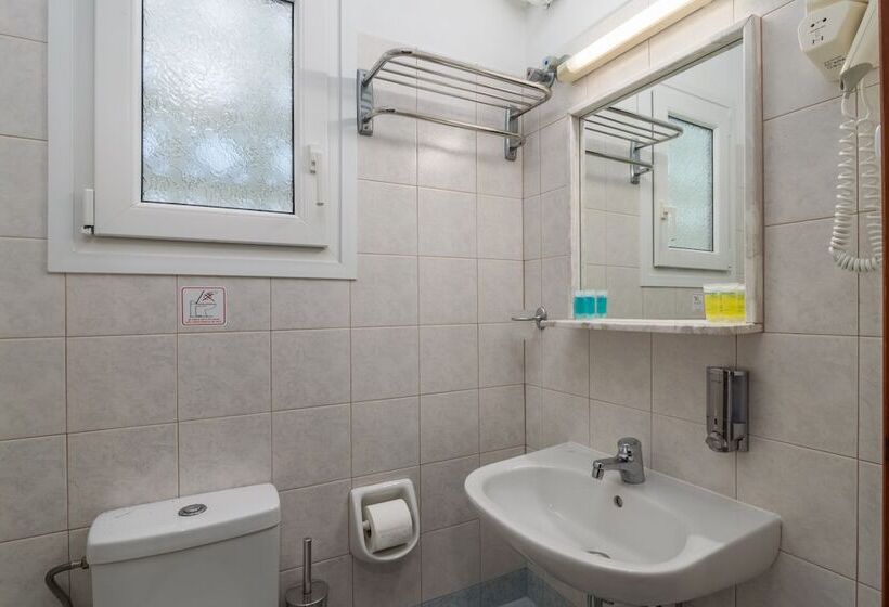 Standart Stüdyo, Tilemachos Rooms & Studios