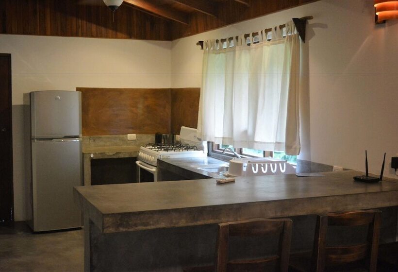 Дом 2 Спальни, Indigo Yoga Surf Resort