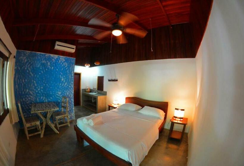 Номер Deluxe, Indigo Yoga Surf Resort
