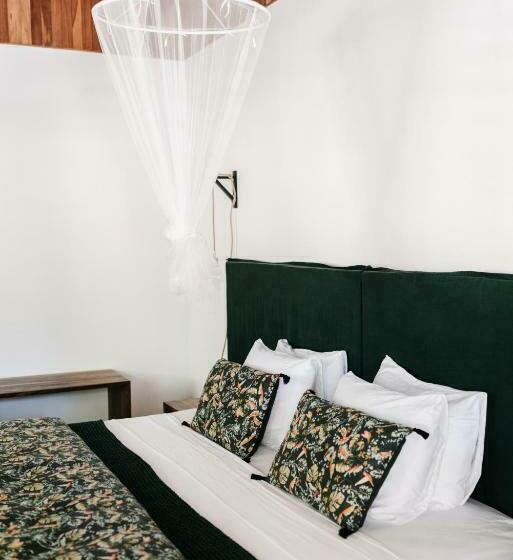 Номер Стандарт Трехместный, Star Mountain Jungle Lodge   Mal Pais, Santa Teresa