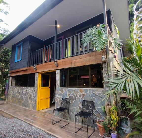 Quarto Standard Casa de Banho Partilhada, Casajungla Hostel