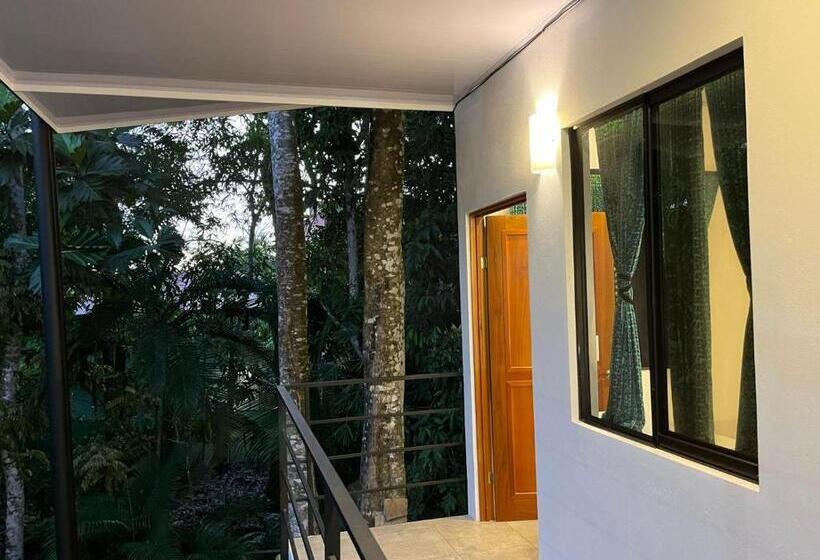 Quarto standart vista jardim, Casajungla Hostel