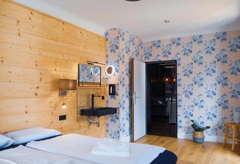 جناح سرير كينج, Alpenliebe Design