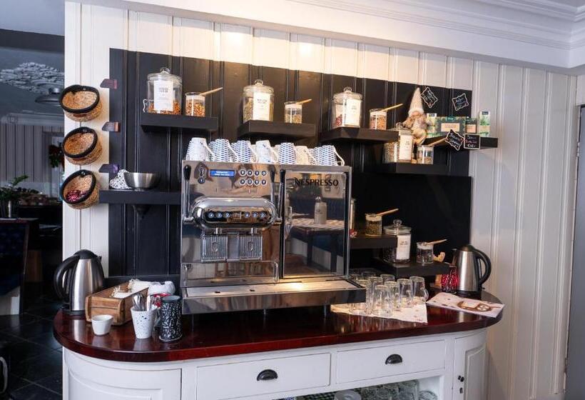 جناح سرير كينج, Alpenliebe Design