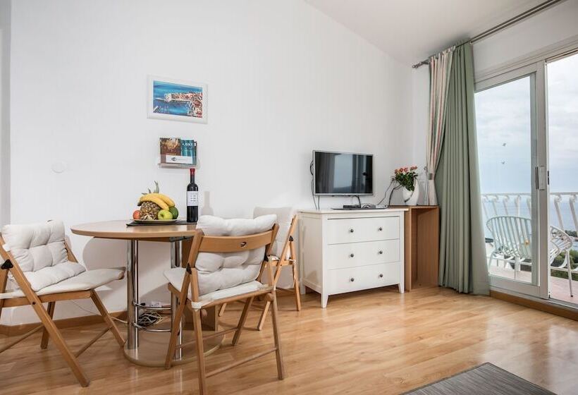 带海景及1个卧室的复式公寓, Studio Apartment Andrijana
