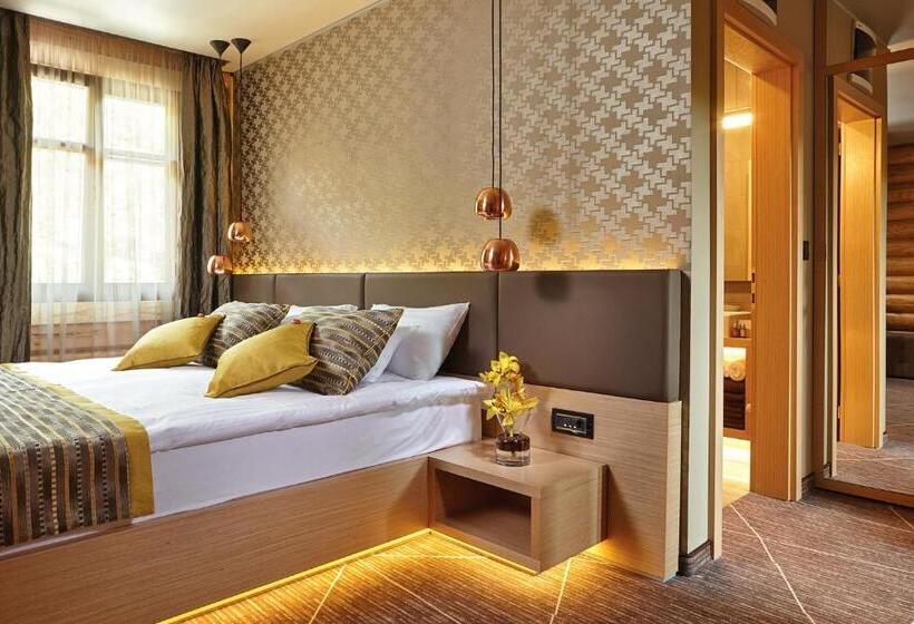 غرفة قياسية مزوَّدة بشُرفة, Avalon Resort & Spa