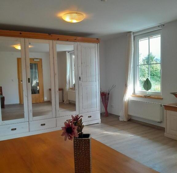 带2个卧室的高级公寓, Gästehaus Krone