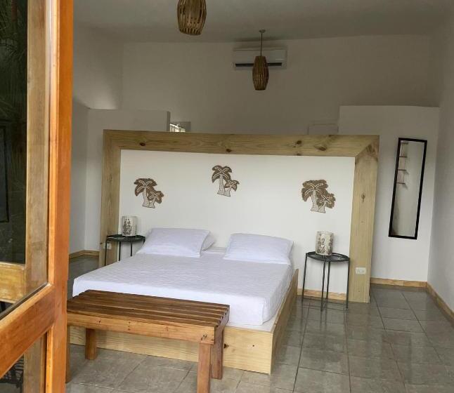 Quarto Superior, Indalo Adults Only