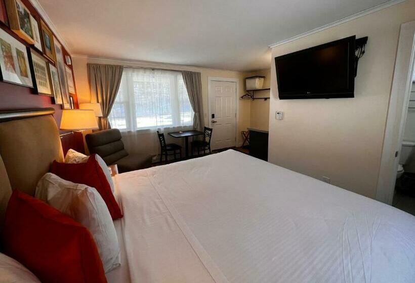 Стандартный Номер Кровать Кинг, Sleep Woodstock Motel