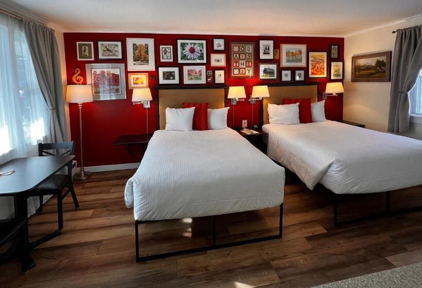Номер Стандарт, Sleep Woodstock Motel