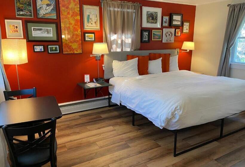 Стандартный Номер Кровать Кинг, Sleep Woodstock Motel