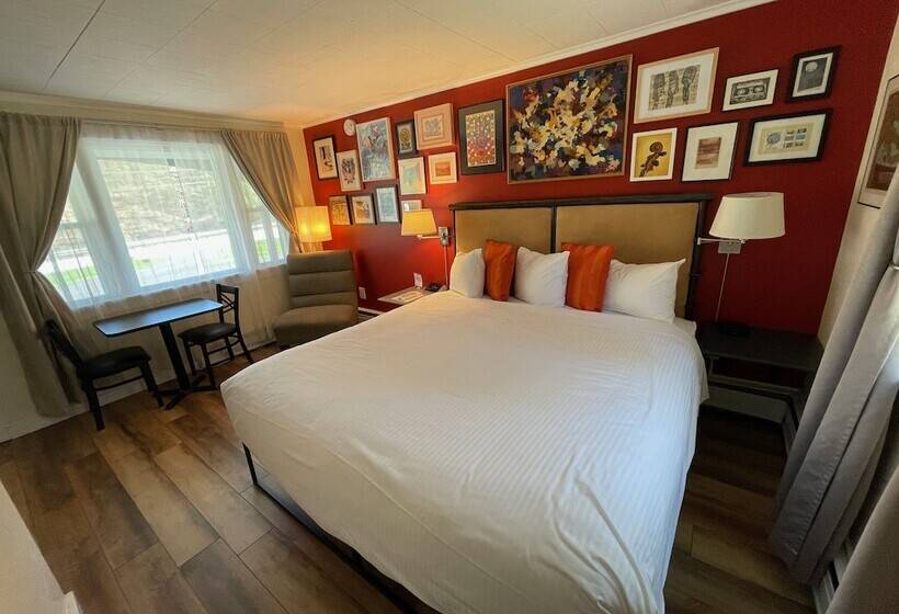 Номер Стандарт, Sleep Woodstock Motel