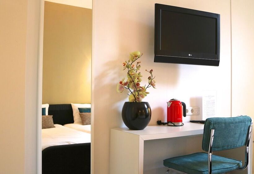 Классический Номер, Saillant Hotel Maastricht City Centre   Auping Hotel Partner