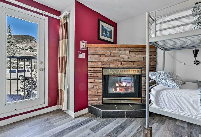 ルームシェアのワンベッド, Samesun Banff Hostel