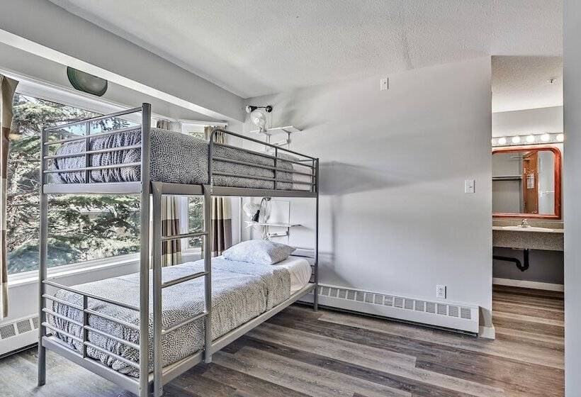 ルームシェアのワンベッド, Samesun Banff Hostel